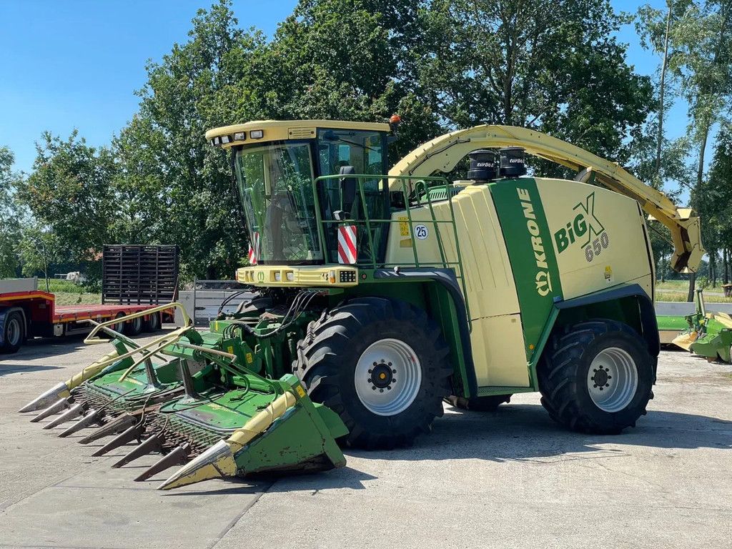 Krone Big X 650 V8 Maishakselaar Corn 4 WD Mais mercedes V8