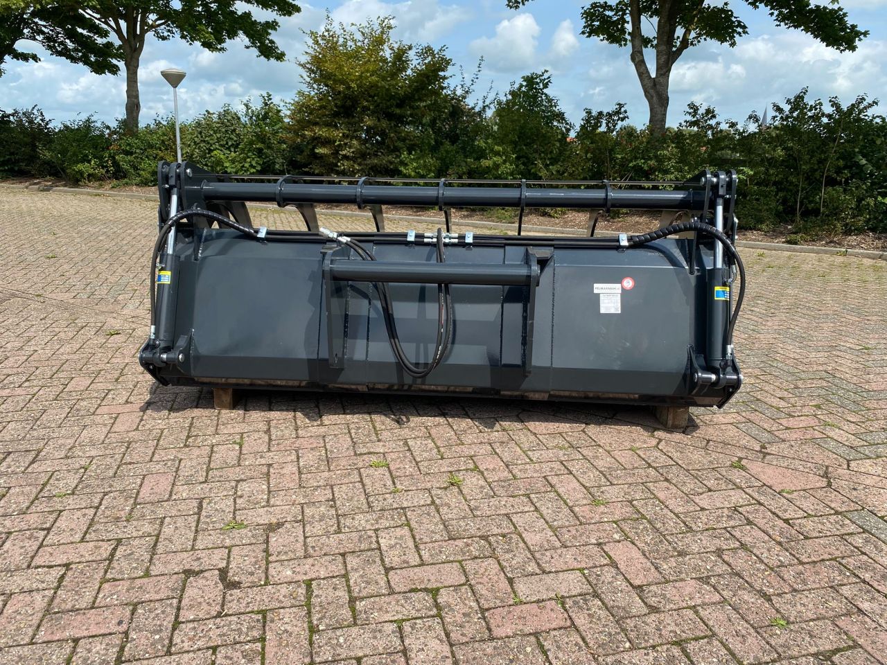 Pelikaanbak Manitou 2,4 M