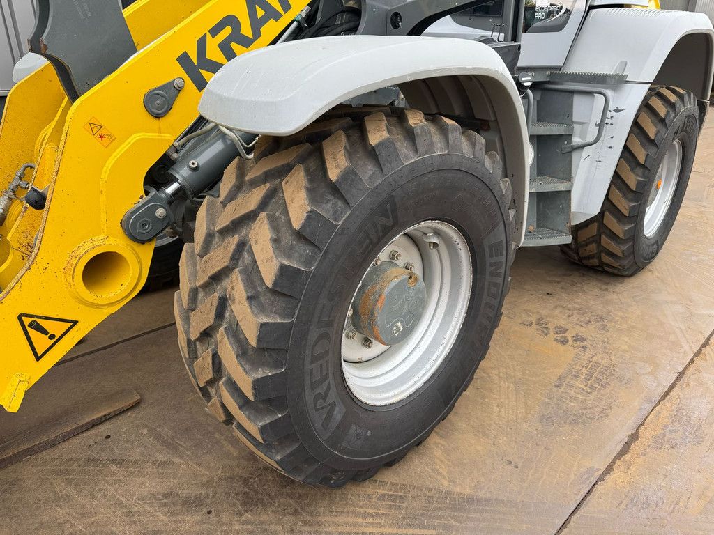 Kramer 8155 / Wacker Neuson / Forks / bucket
