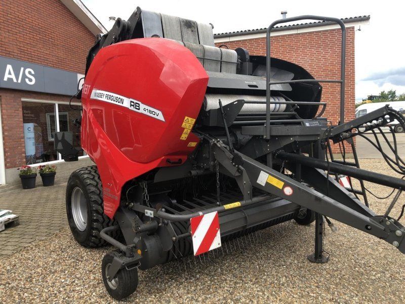 Massey Ferguson RB 4180 V XTRA