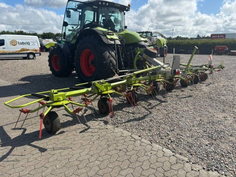 Claas Volto 900