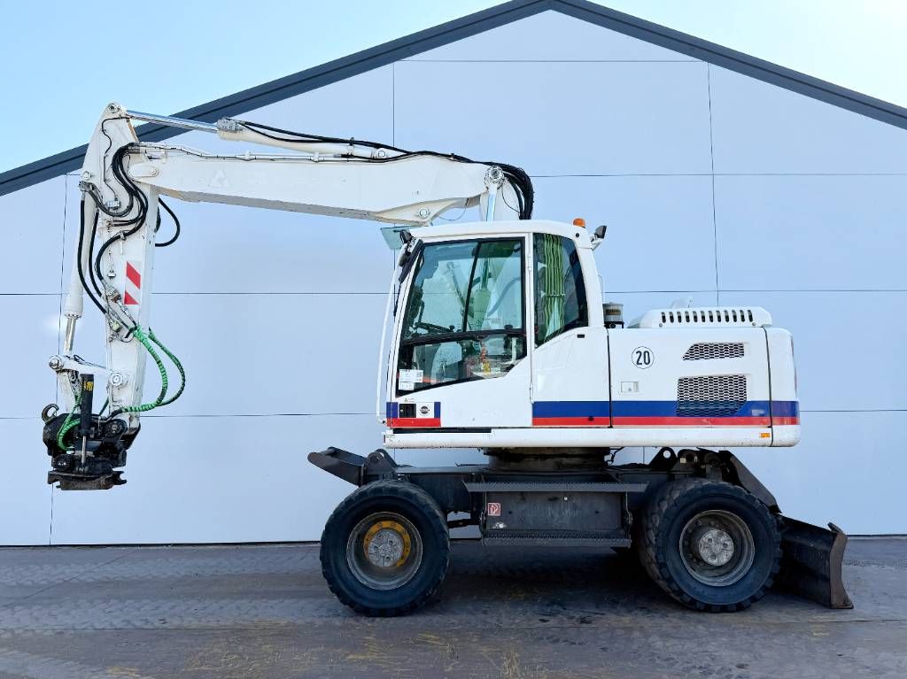 Volvo EW160D - Tiltrotator / Triple Boom / Auto Lube