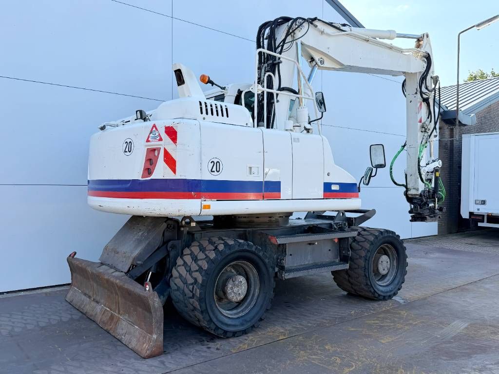 Volvo EW160D - Tiltrotator / Triple Boom / Auto Lube