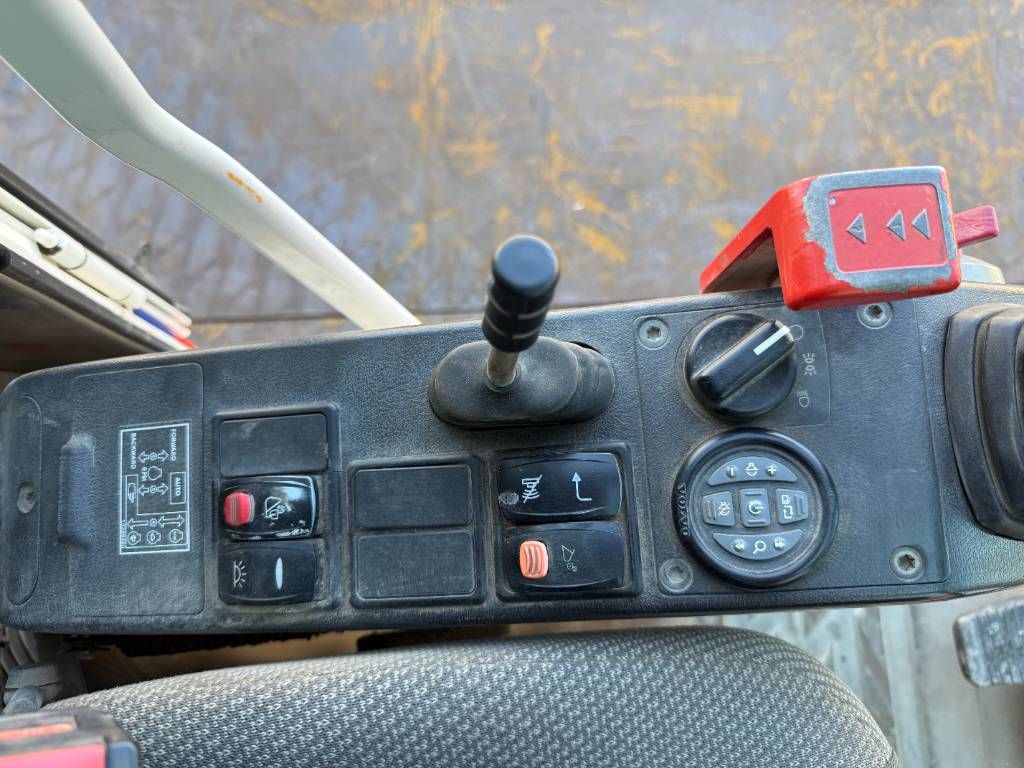 Volvo EW160D - Tiltrotator / Triple Boom / Auto Lube