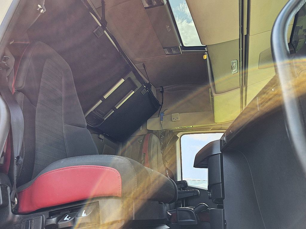 VOLVO FH 460