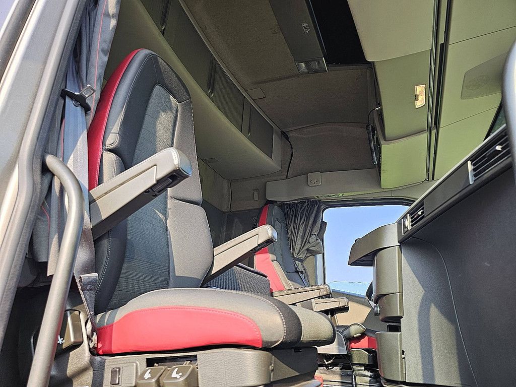 VOLVO FH 500 6x2 pto+hydr.
