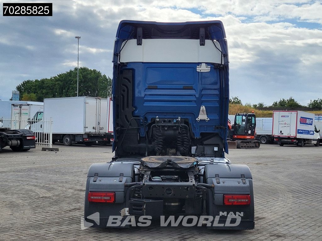 MAN TGX 18.500 4X2 XLX Mega Retarder 2x Tanks Standklima Euro 6