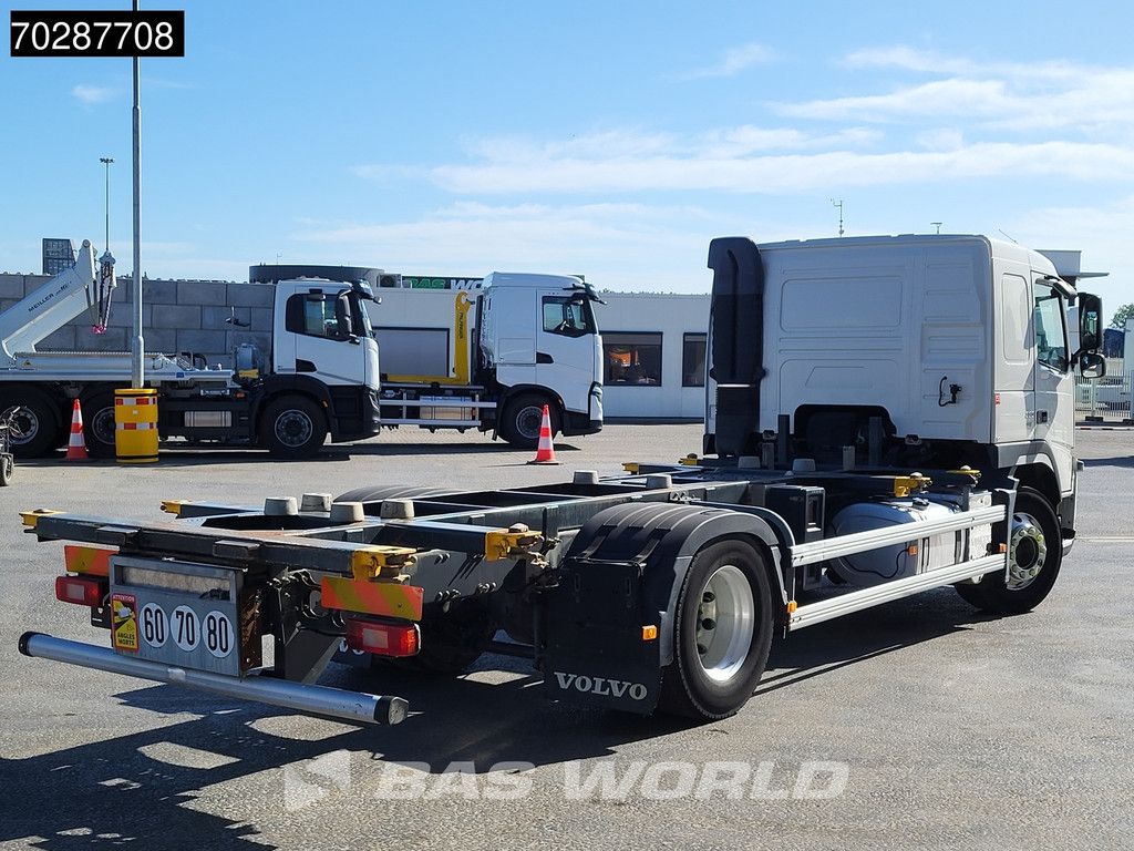 Volvo FM 330 4X2 4,60m Wheelbase BDF Automatic Euro 5