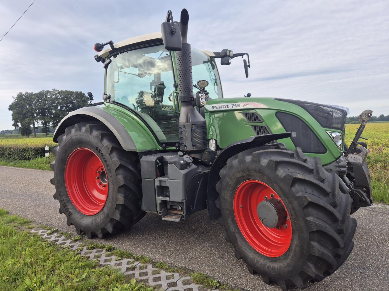 Fendt 716 SCR Profi