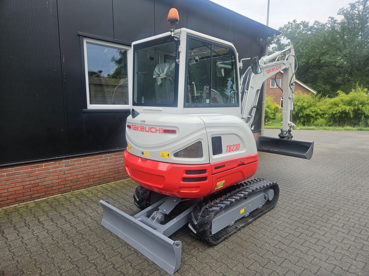 Takeuchi TB230 - 2350 uur