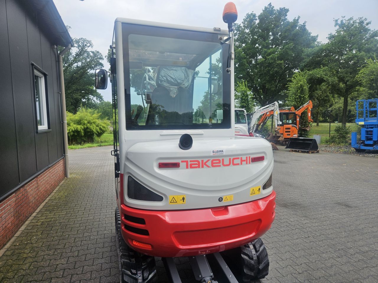 Takeuchi TB230 - 2350 uur
