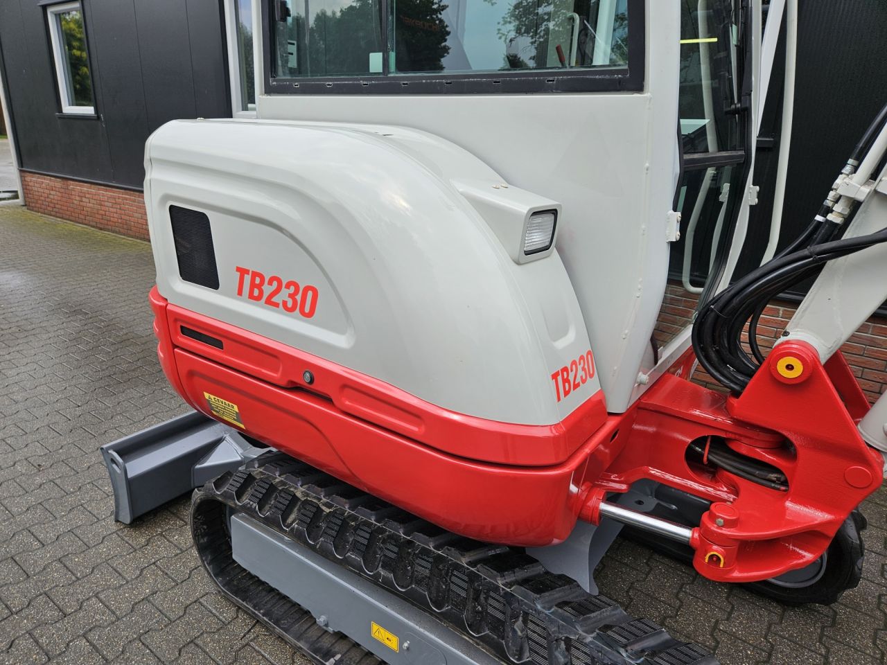 Takeuchi TB230 - 2350 uur
