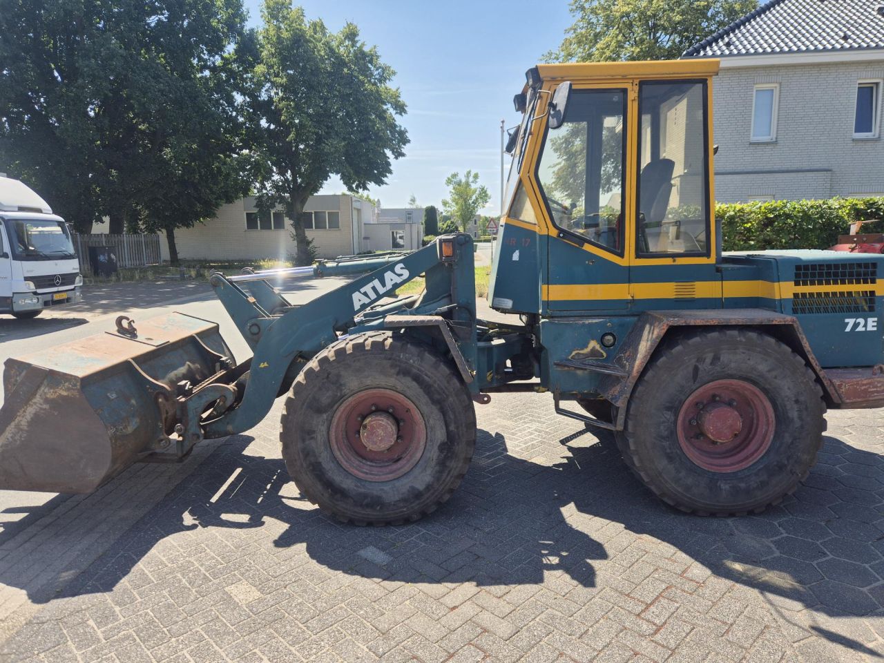 Atlas 72E shovel