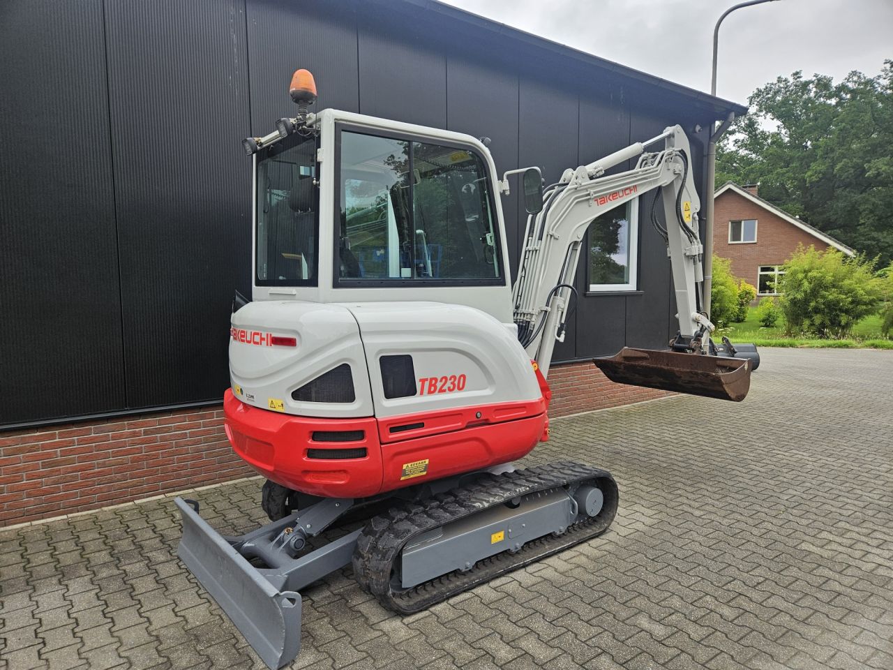 Takeuchi TB230 - 3000 uur