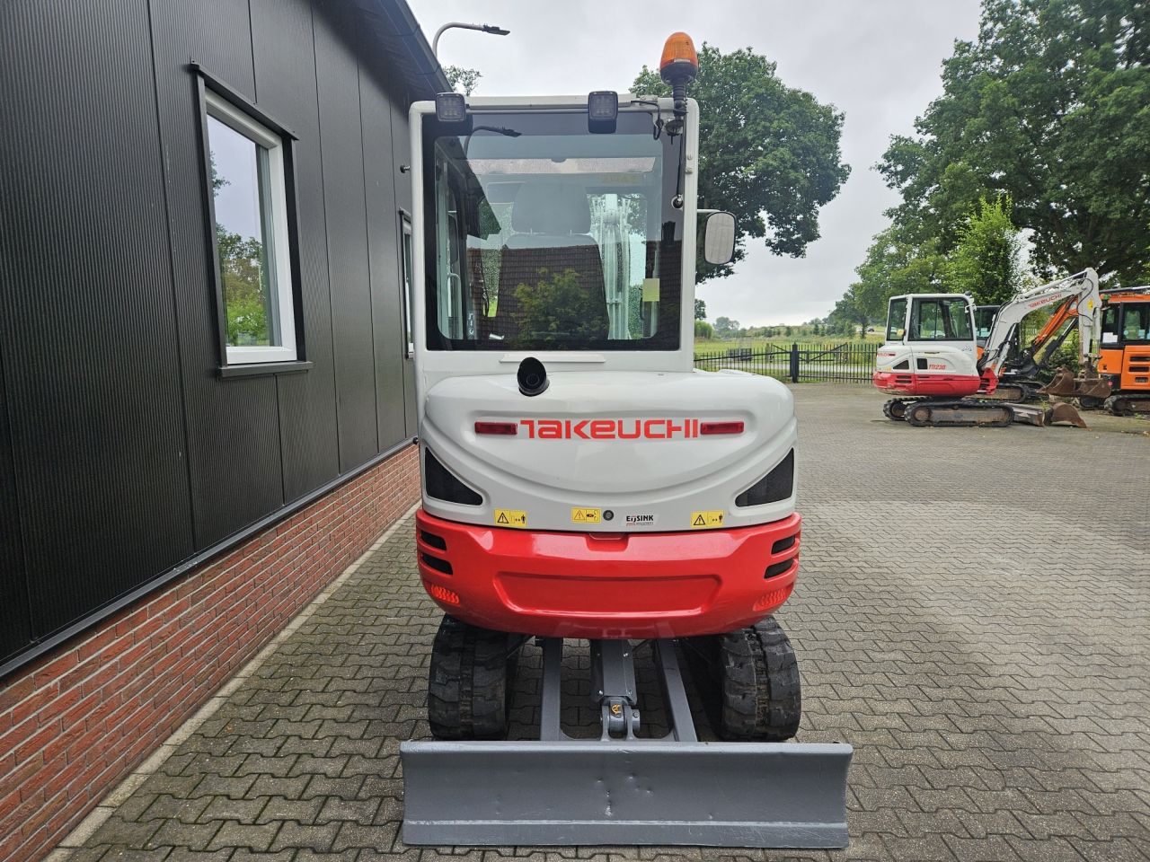 Takeuchi TB230 - 3000 uur
