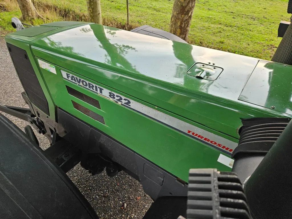 Fendt Favorit 822 Turboshift ( 816 818 824 )