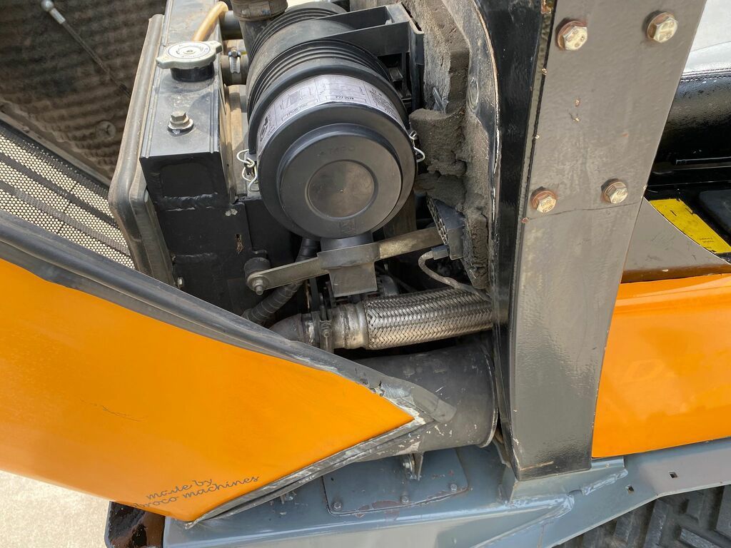 Giant 332swt mini loader shovel 2011 nl kenteken extra functie contragewicht
