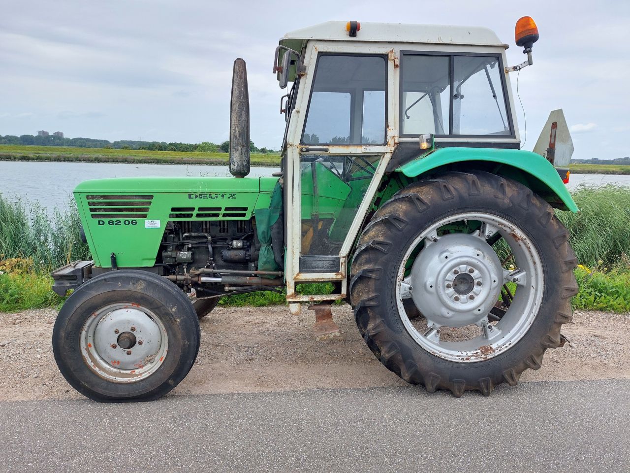 Deutz D6206 met STUURBEKRACHTIGING