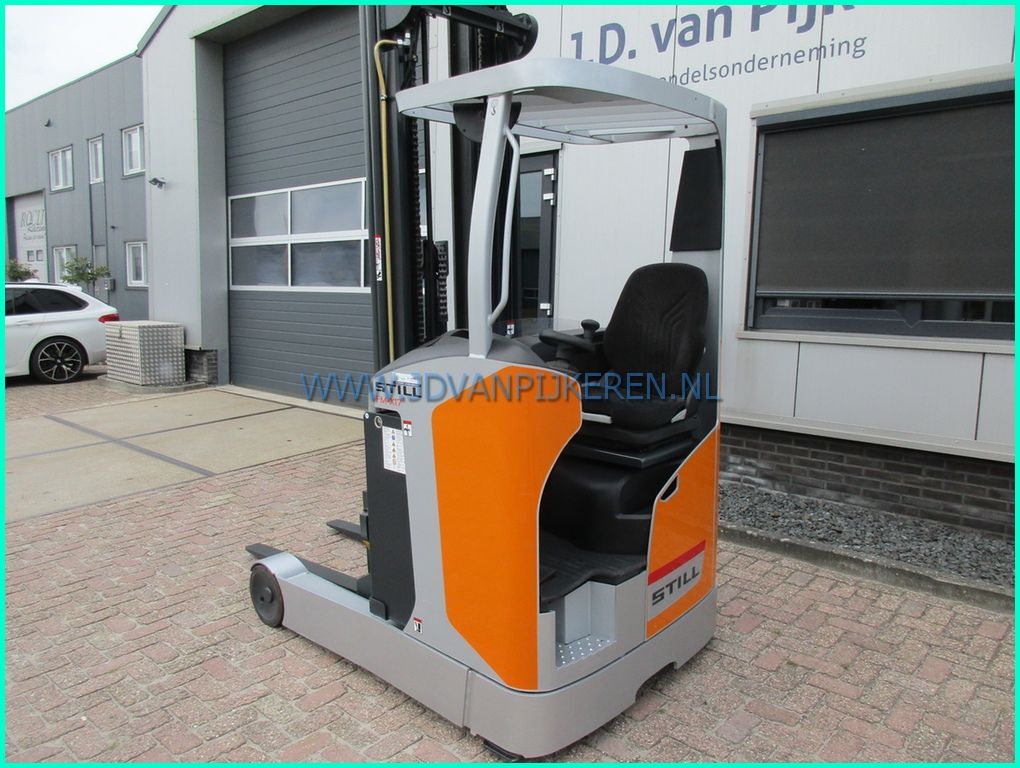Still FM-X17 2680uur accu90%+triplex7.1m+sideshift