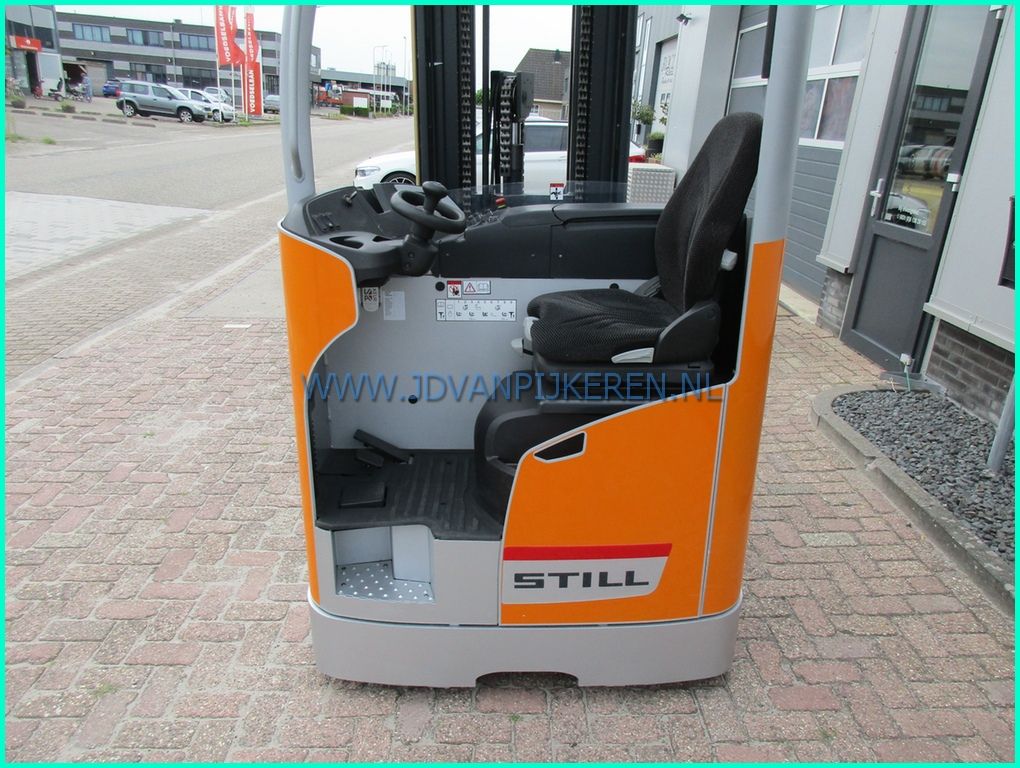 Still FM-X17 2680uur accu90%+triplex7.1m+sideshift