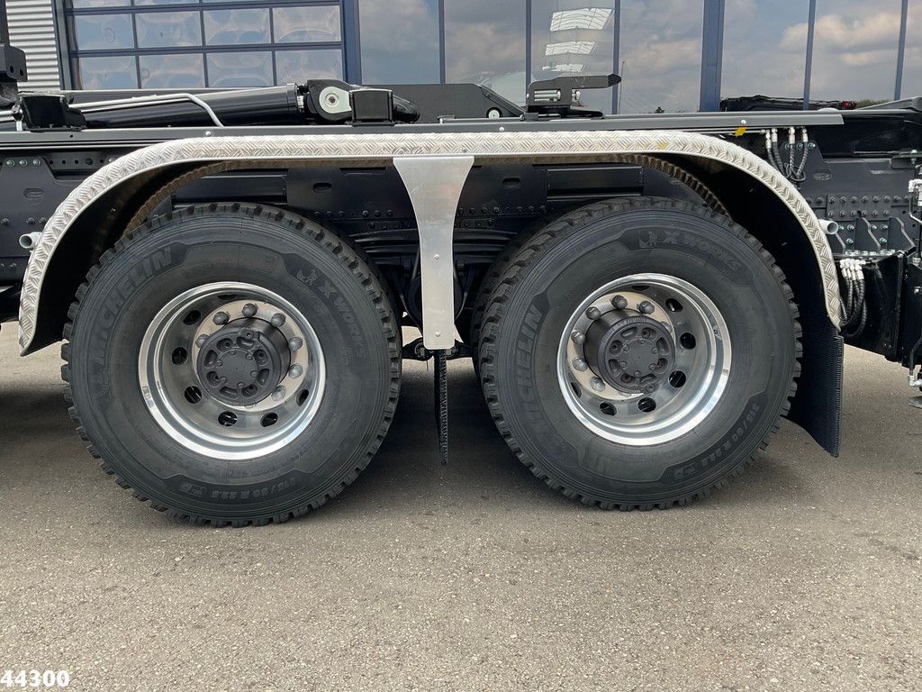 Volvo FMX 500 8x4 Euro 6 Hiab 65 Tonmeter laadkraan + Multilift 25 Ton haakarmsysteem NEW AND UNUSED!
