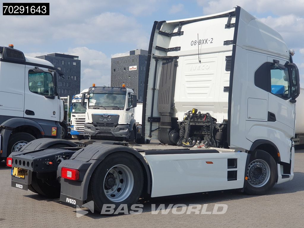Iveco S-Way 490 4X2 Standklima 2xTanks Navi ACC Euro 6