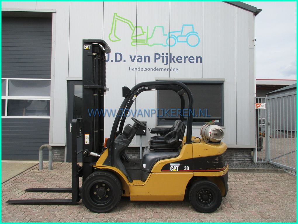Caterpillar GP30N 3000kg LPG 4176uur HH4.5m+sideshift