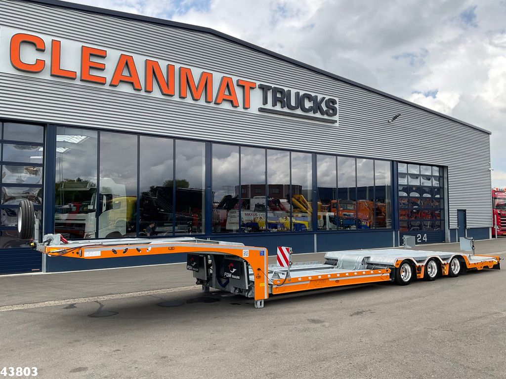 FGM Truck Transport trailer Extendable NEW AND UNUSED!