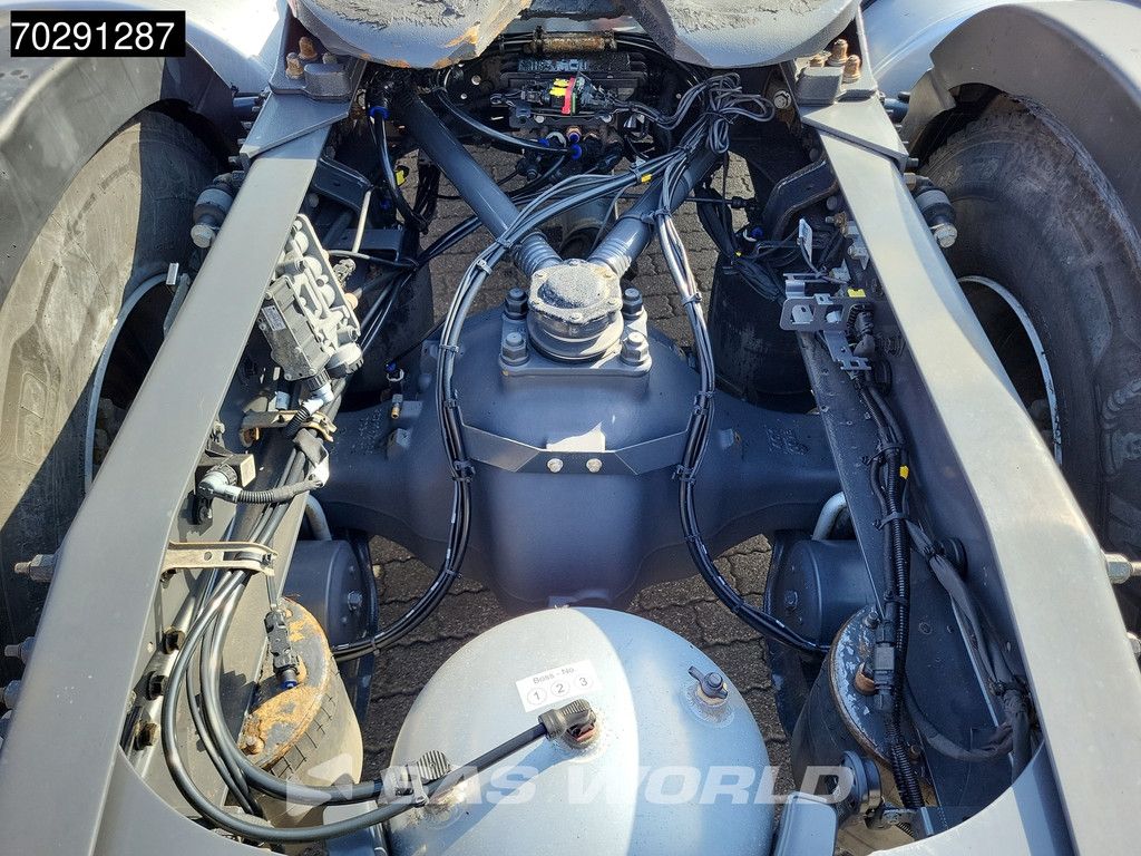 Volvo FH 540 4X2 XL 2x Tanks I-ParkCool Leather