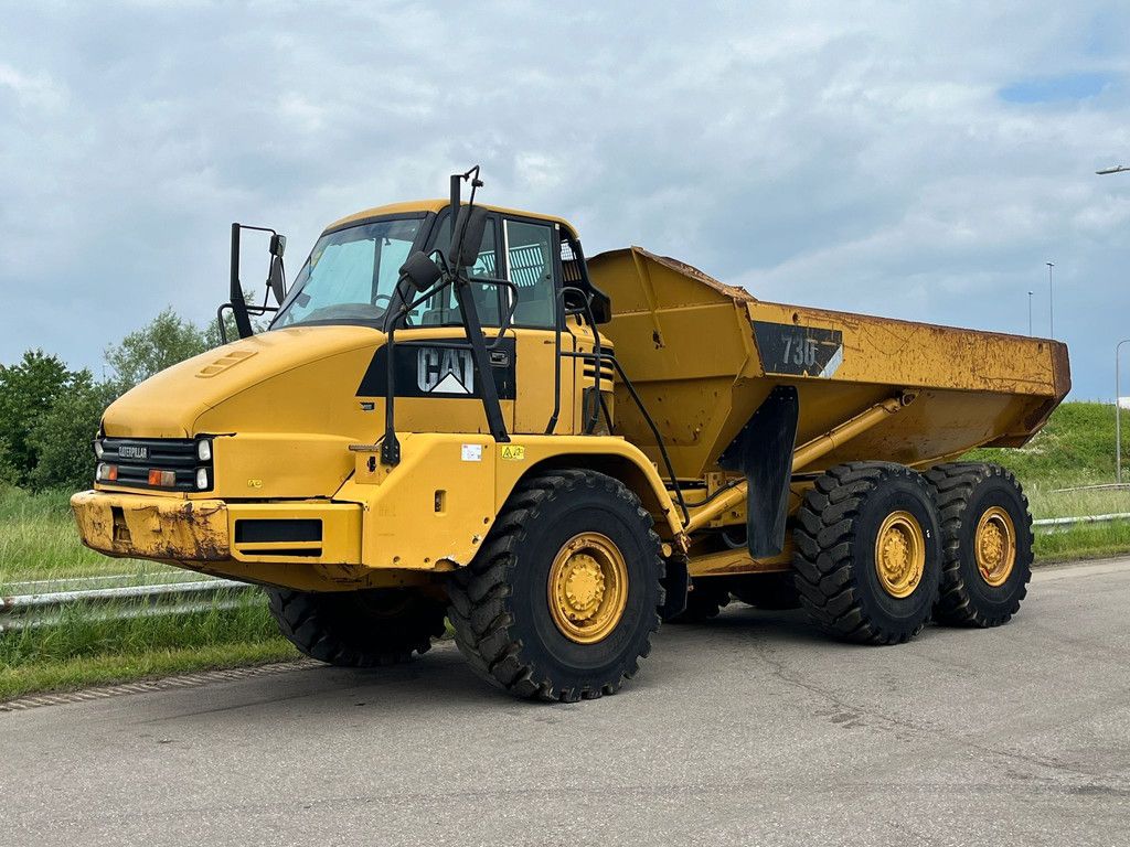 Caterpillar 730