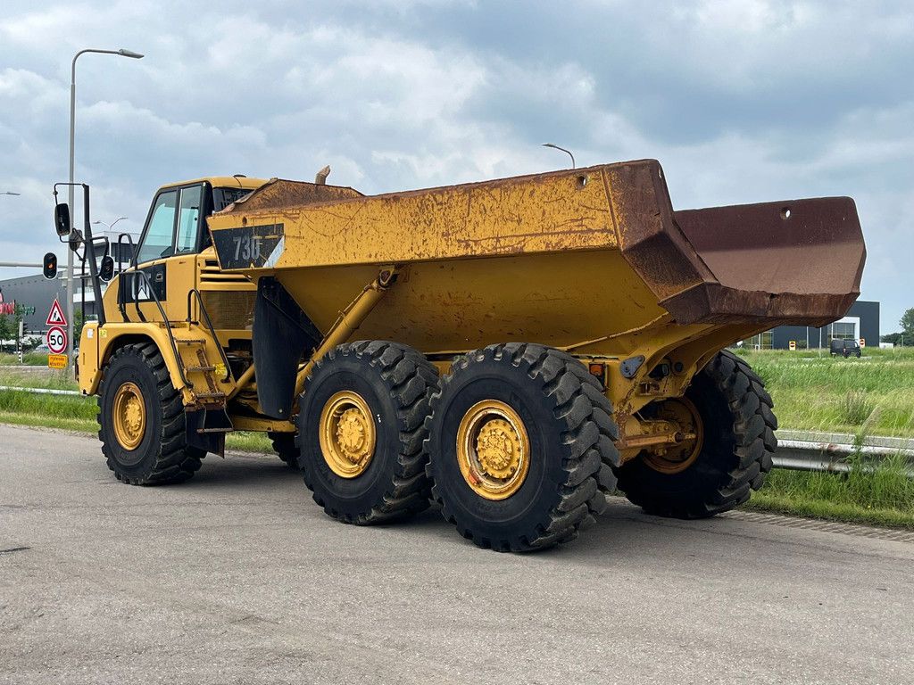 Caterpillar 730