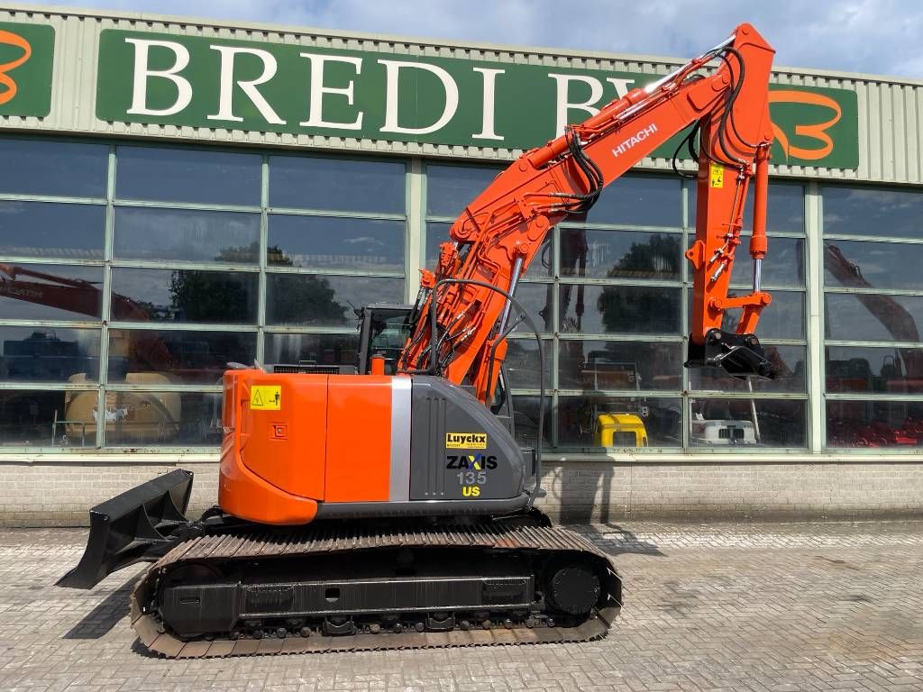 Hitachi Zaxis ZX135US-3