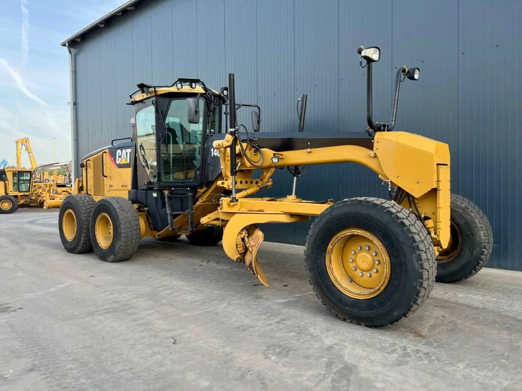 CAT 140M