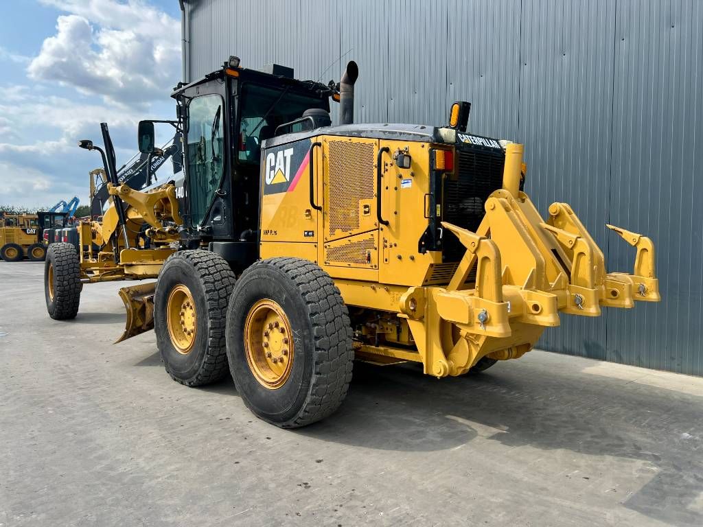 CAT 140M