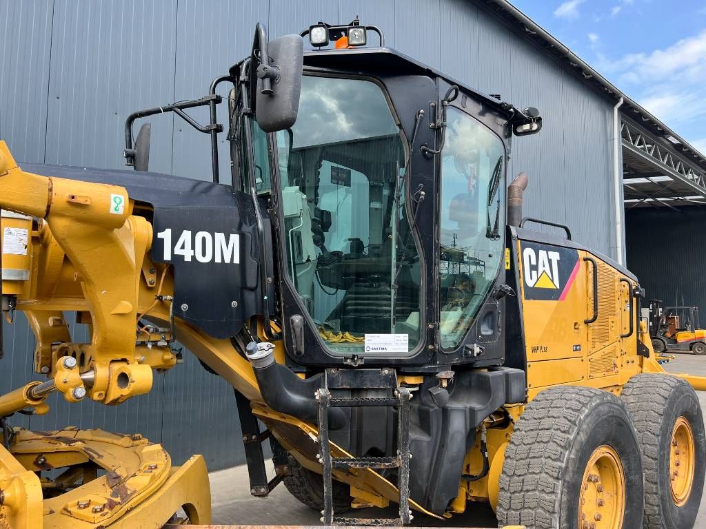 CAT 140M