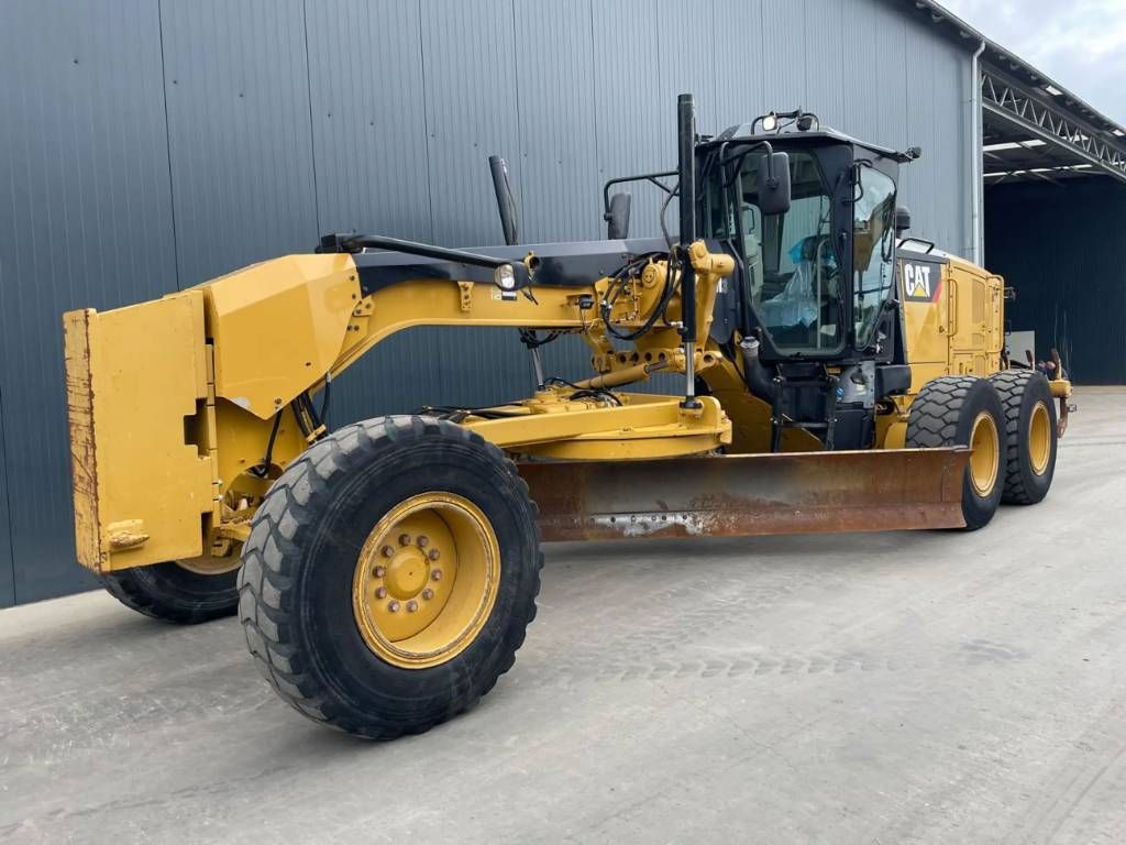 CAT 140M3