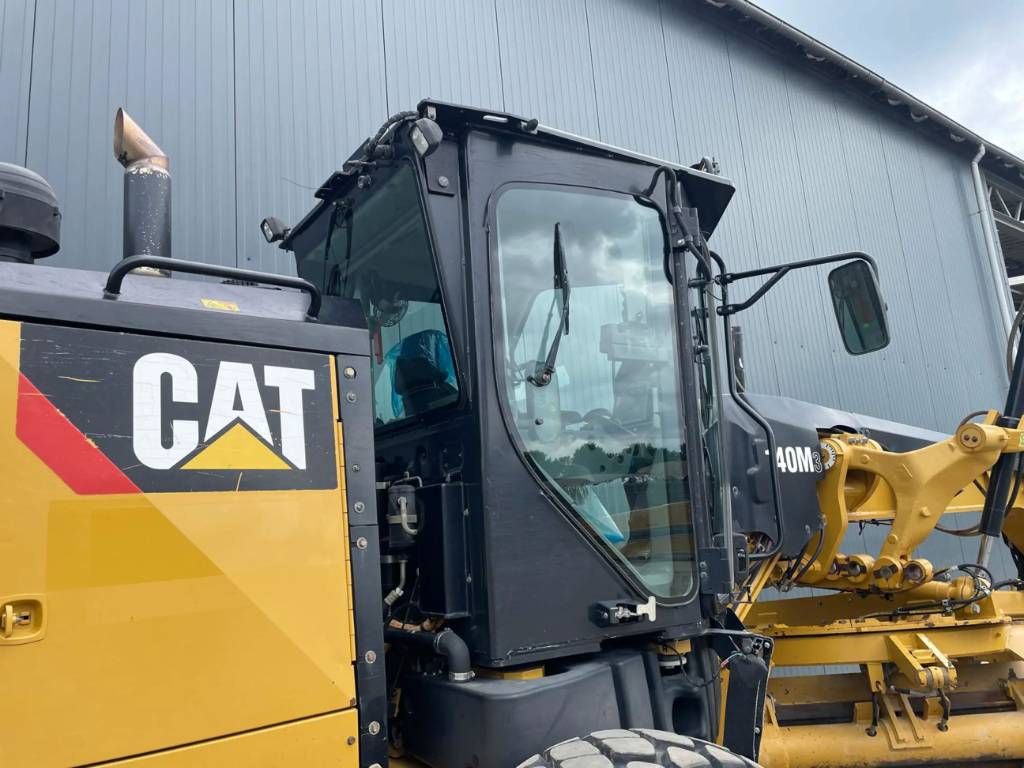 CAT 140M3