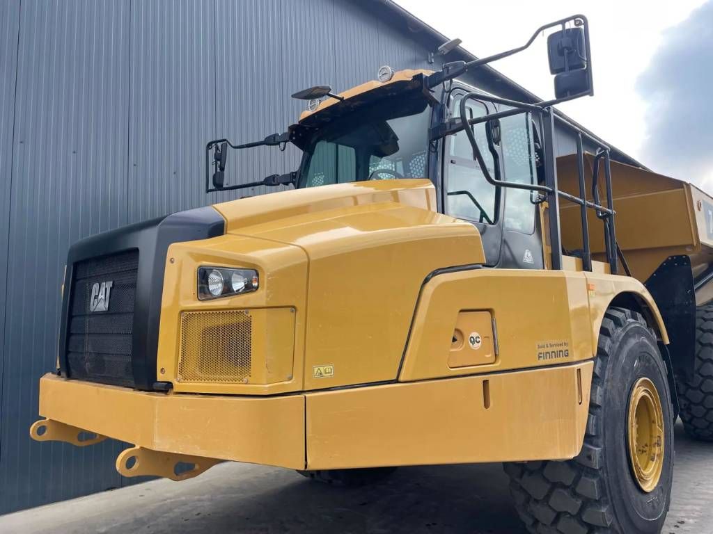 CAT 745 04A NEW TYRES