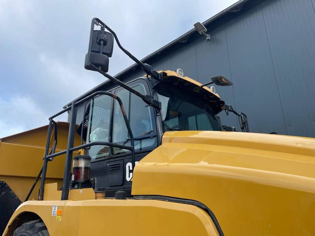 CAT 745 04A NEW TYRES