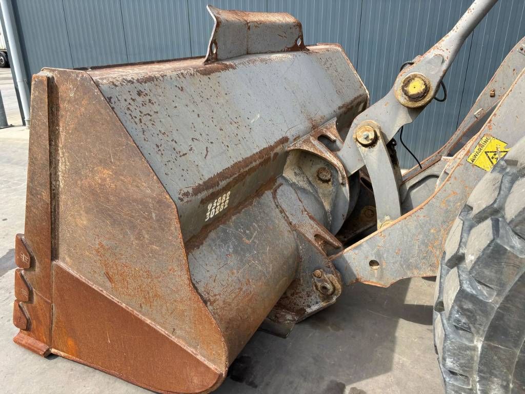 Volvo L120E