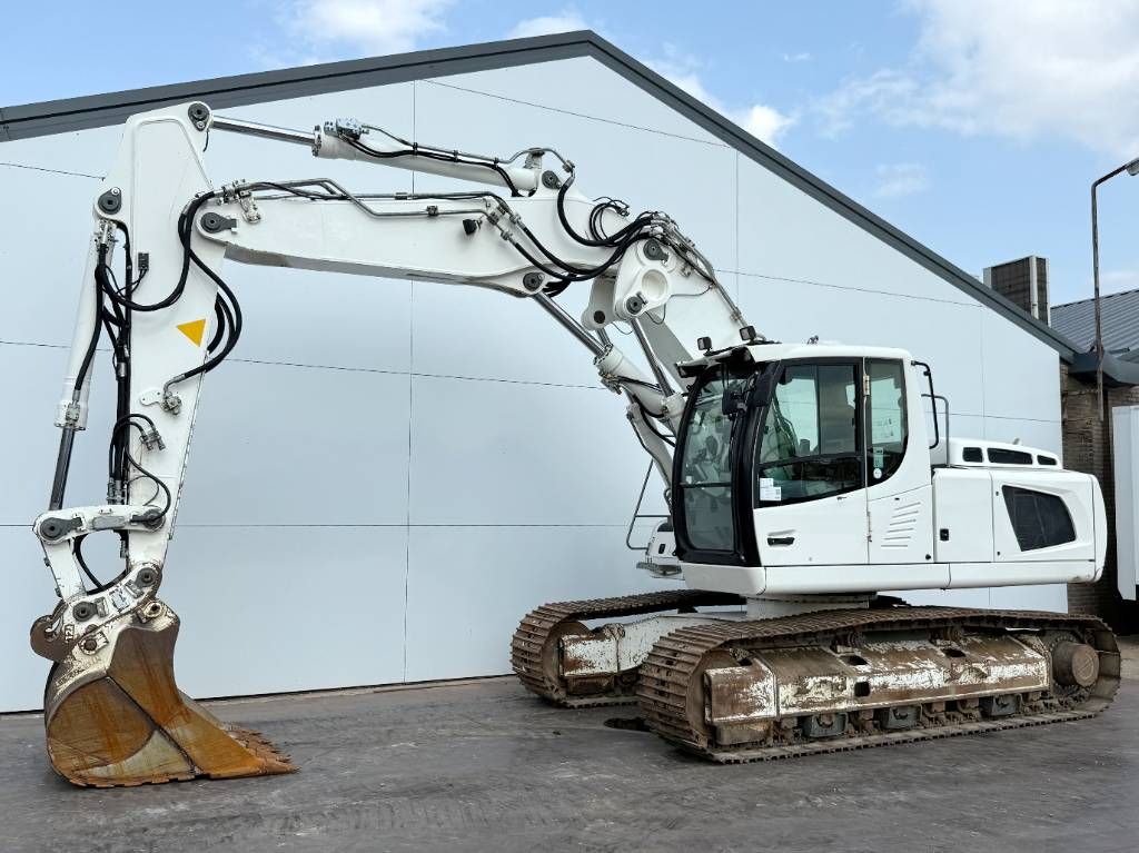 Liebherr R906LC - Weight System / Triple Boom / Loadrite
