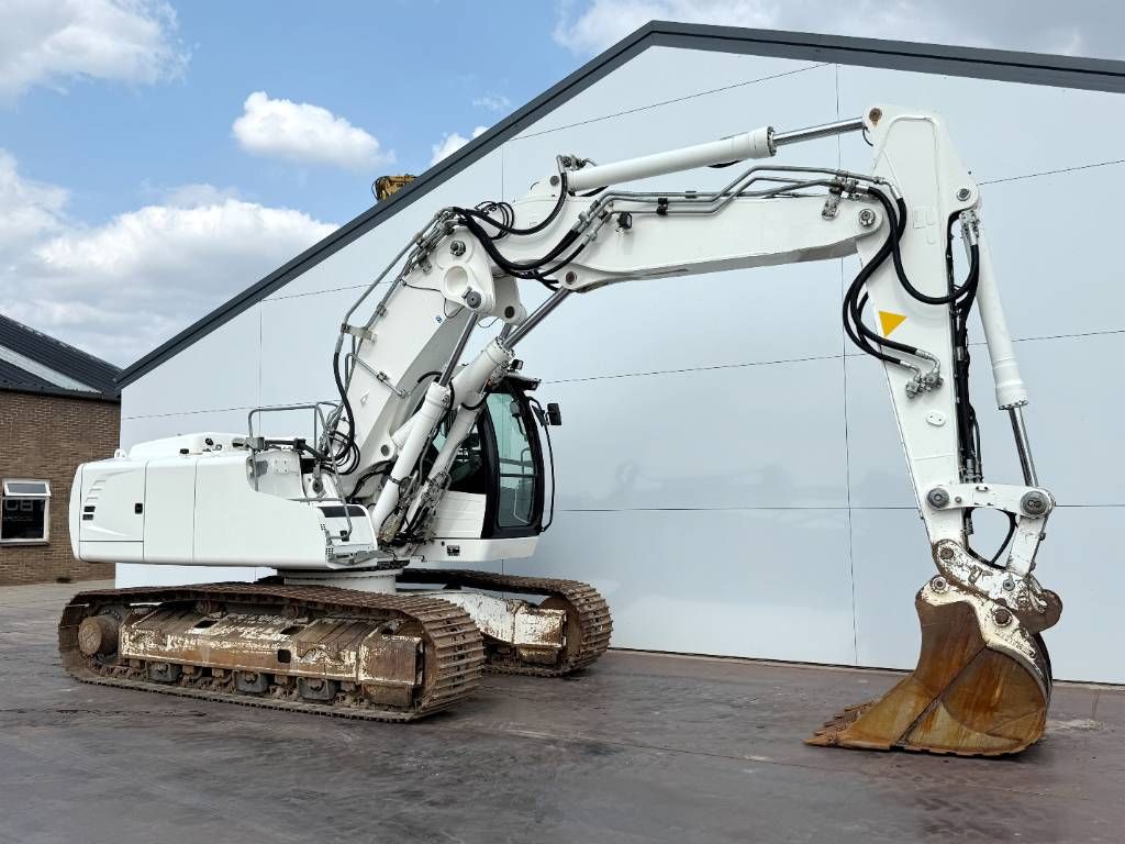 Liebherr R906LC - Weight System / Triple Boom / Loadrite