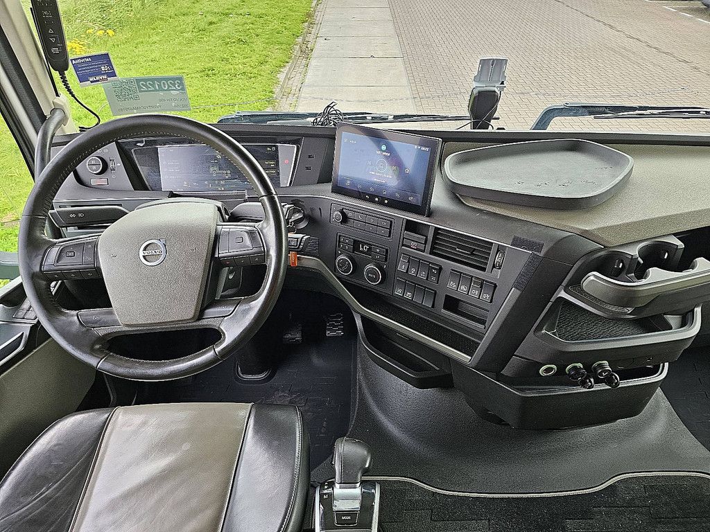 VOLVO FH 460 6x2 i-save leather