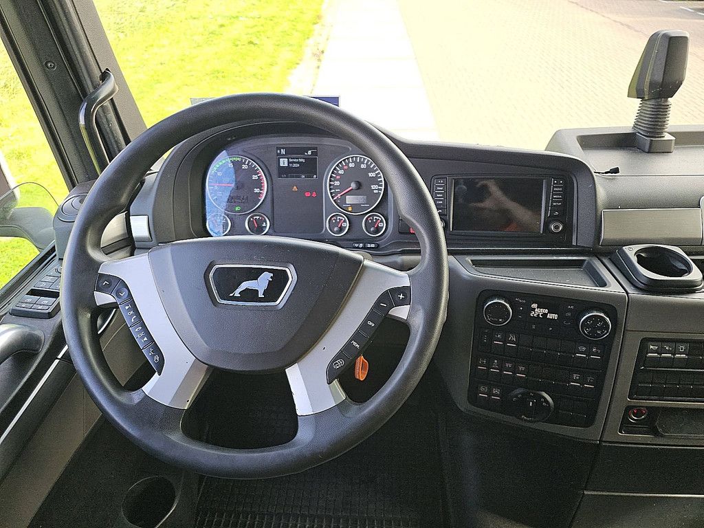 M.A.N. 26.500 TGX