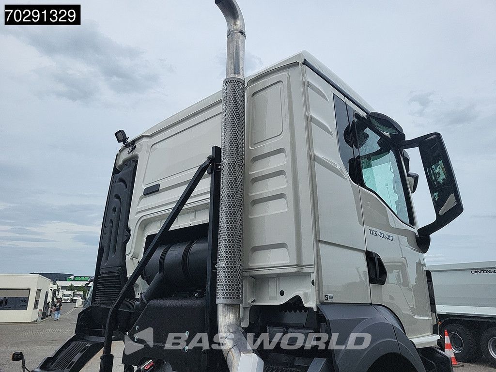 MAN TGS 40.400 6X4 NEW 6x4 chassis PTO Preparation Steelsuspension Big-Axle Automatic Euro 2