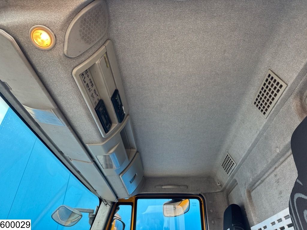 Iveco 120E22 EURO 5, Dhollandia