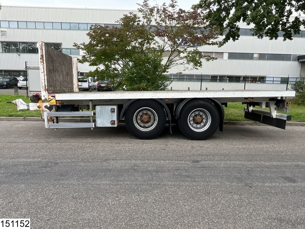 Lecitrailer Middenas