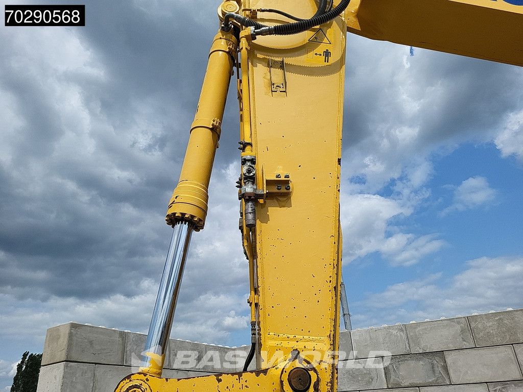 Komatsu PC240 LC-10