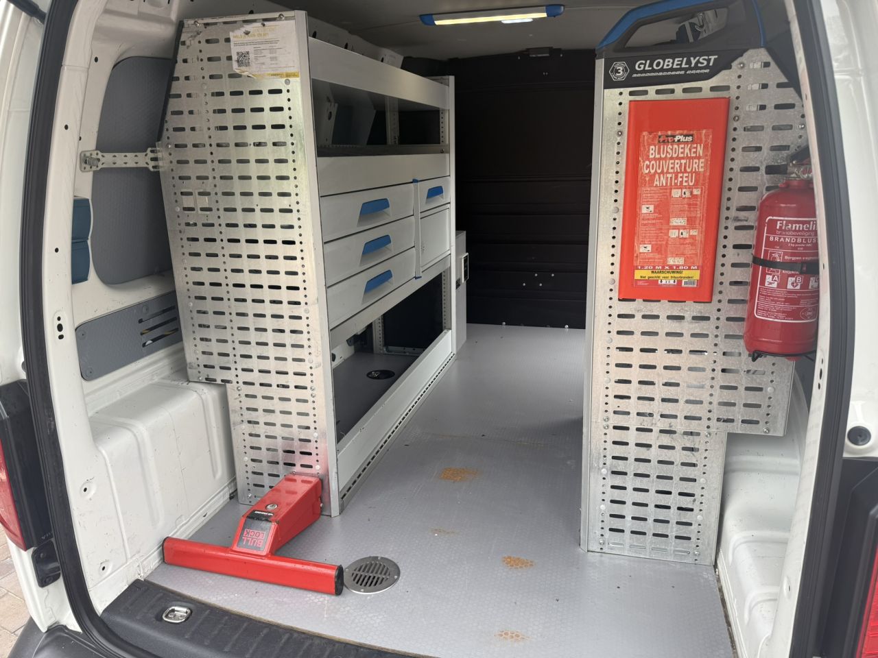 Volkswagen Caddy maxi Sortimo bedrijfswageninrichting Victron