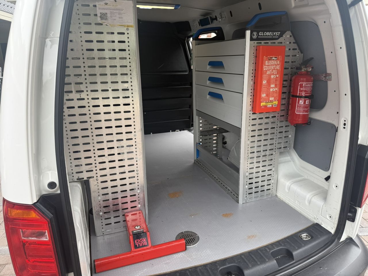 Volkswagen Caddy maxi Sortimo bedrijfswageninrichting Victron